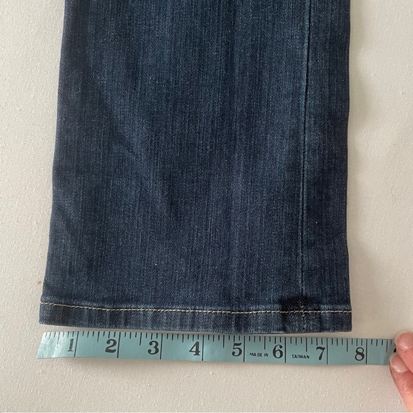 Joe’s Jeans 31 Medium Wash Kennedy Cigarette Straight Leg fit Medium Low Rise - Picture 8 of 10